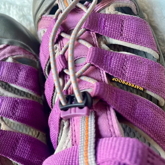 Keen Purple Newport H2 Waterproof Washable Water Shoes Sandals - Picture 8 of 15